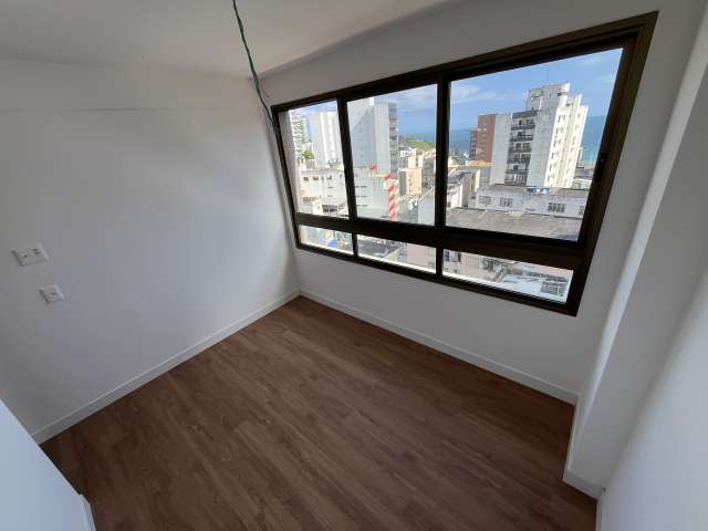 Apartamento na Barra com  1 suíte, 27m² à venda por R$ 590.000,00