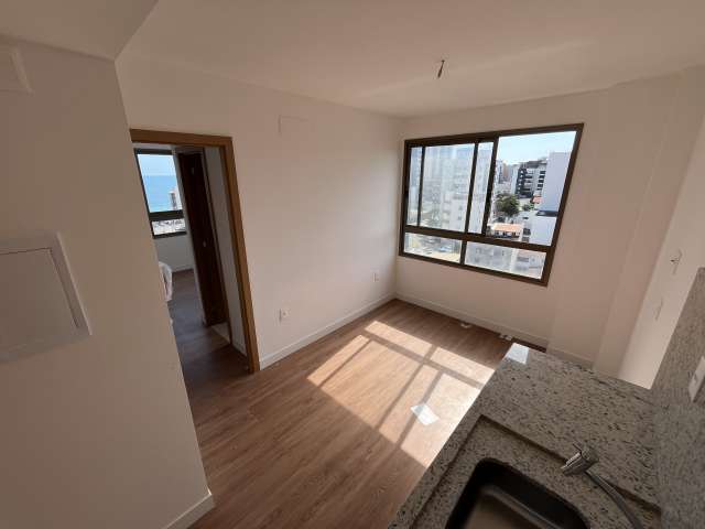 Apartamento na Barra com  1 suíte, 27m² à venda por R$ 590.000,00