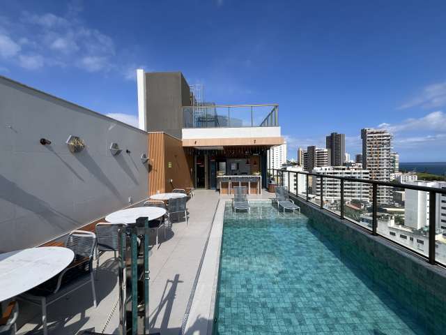 Apartamento na Barra com  1 suíte, 27m² à venda por R$ 590.000,00