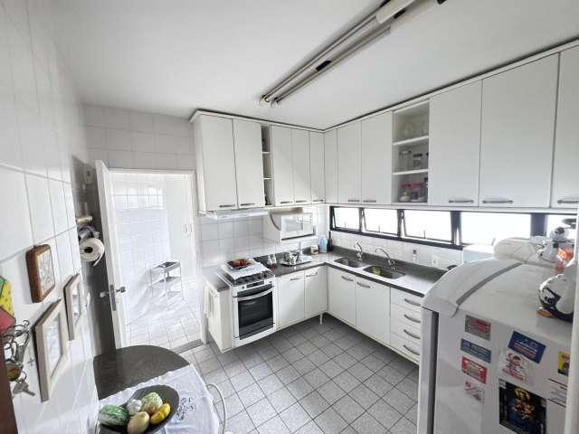 Apartamento com 3 quartos e 3 suítes, 179,00 m² para alugar por R$ 9.500,00 - jardim Apipema, Salvador/BA 