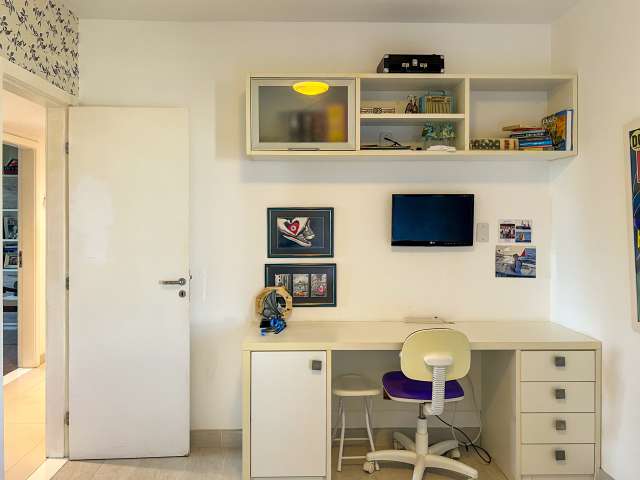 Apartamento no Horto Florestal com 3 suítes, 210m² à venda por R$ 2.000.000,00