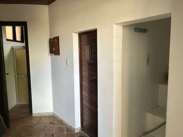 Casa no Candeal com 4 quartos sendo 3 suítes, 398m² à venda por R$ 900.000,00