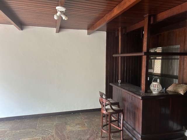 Casa no Candeal com 4 quartos sendo 3 suítes, 398m² à venda por R$ 900.000,00