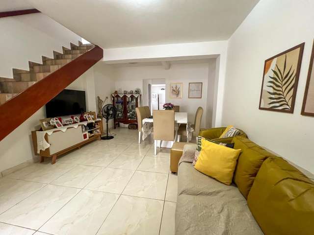 Casa Stella Maris com 4 quartos e 1 suíte, 116m² à venda por R$ 505.000,00