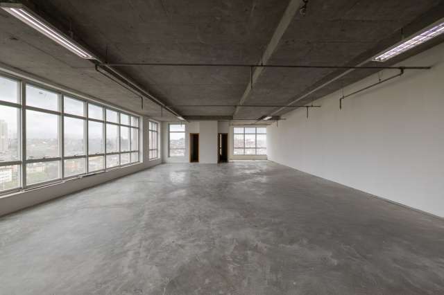 Sala com 90 m² para alugar no Su8arez Trade por R$ 5.400,00 - Caminho das Árvores - Salvador/BA 