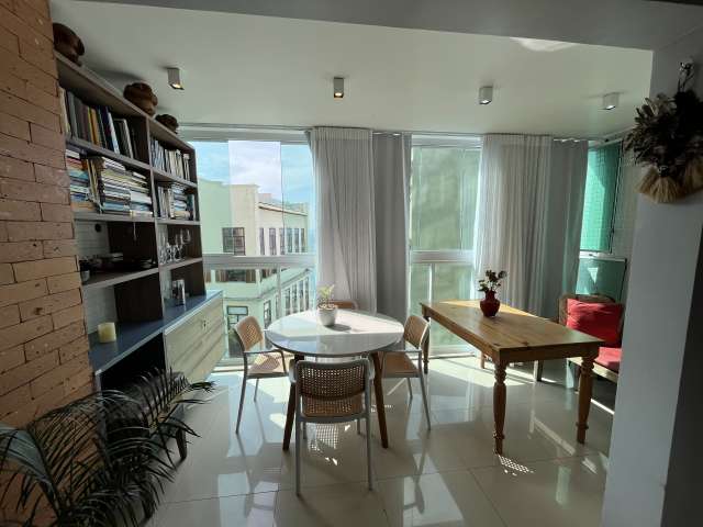 Apartamento na Dois de Julho com 1 quarto, 57m² à venda por R$ 750.000,00