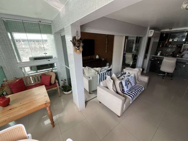 Apartamento na Dois de Julho com 1 quarto, 57m² à venda por R$ 750.000,00