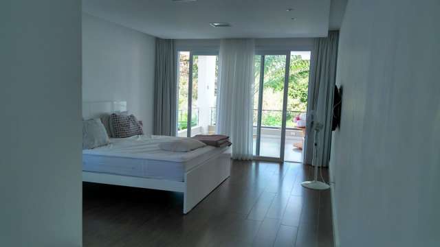 Casa com 5 quartos e 5 suítes, 1.000,00 m² para alugar por R$ 27.200,00 - Busca Vida - Camaçari/BA 