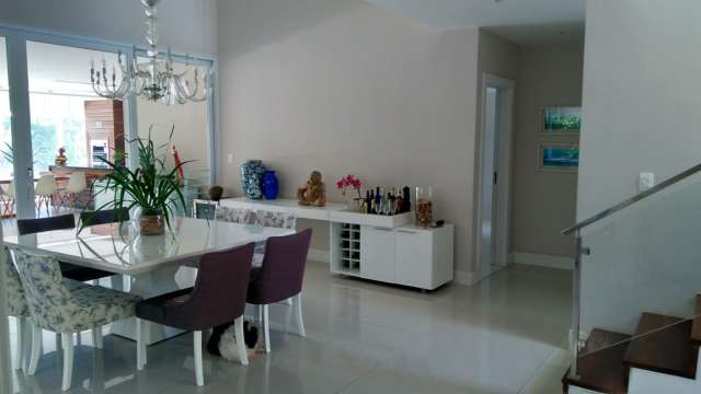 Casa com 5 quartos e 5 suítes, 1.000,00 m² para alugar por R$ 27.200,00 - Busca Vida - Camaçari/BA 