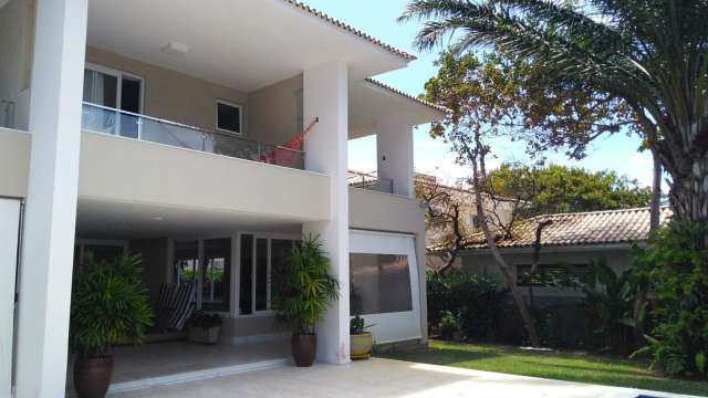 Casa com 5 quartos e 5 suítes, 1.000,00 m² para alugar por R$ 27.200,00 - Busca Vida - Camaçari/BA 