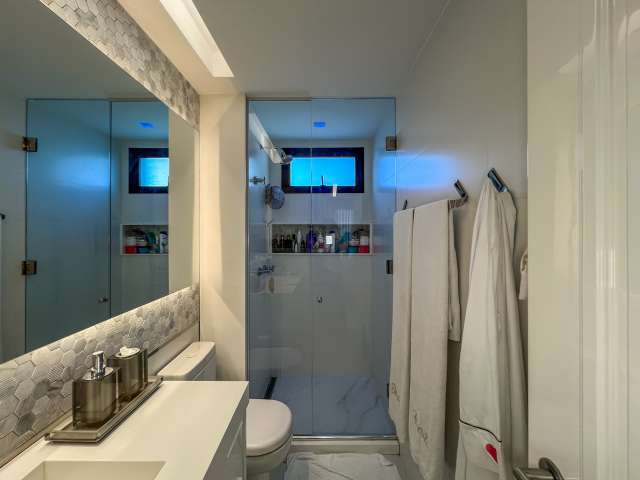 Apartamento na Graça PORTEIRA FECHADA com 3 quartos sendo 2 suítes, 108m² à venda por R$ 1.850.000,00