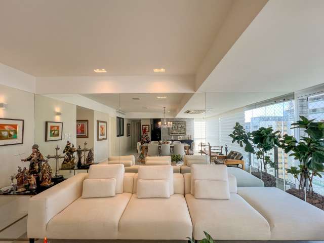 Apartamento na Graça PORTEIRA FECHADA com 3 quartos sendo 2 suítes, 108m² à venda por R$ 1.850.000,00