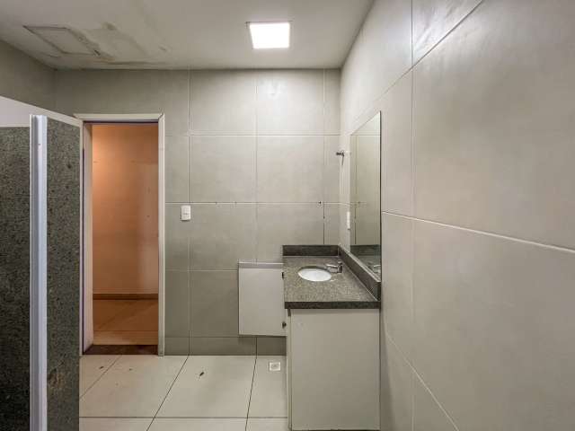 Loja com 697m² para alugar por R$ 40.000,00 - Caminho das Árvores, Salvador/BA  