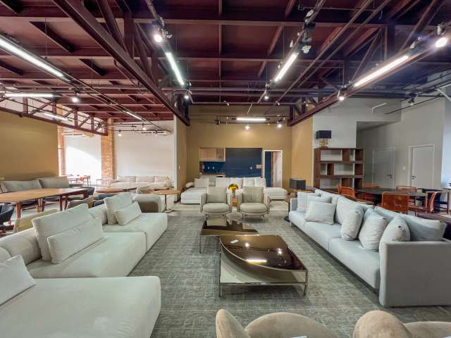 Loja com 697m² para alugar por R$ 40.000,00 - Caminho das Árvores, Salvador/BA  