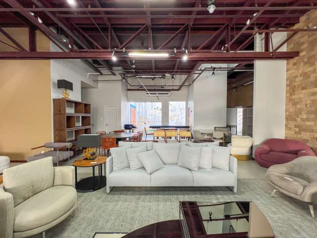 Loja com 697m² para alugar por R$ 40.000,00 - Caminho das Árvores, Salvador/BA  