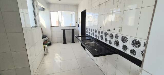 Apartamento com 4 quartos e 2 suítes, 198,00 m² para alugar por R$ 4.100,00, Pituba - Salvador/BA 