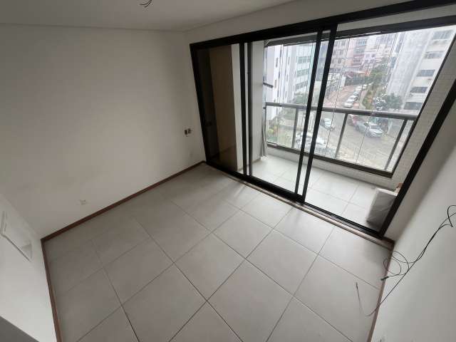 Studio na Barra, 28m² à venda por R$ 435.000,00