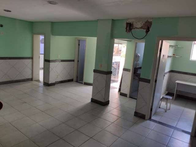 Prédio com 480,00 m² para alugar por R$ 14.000,00 - Brotas, Salvador/BA