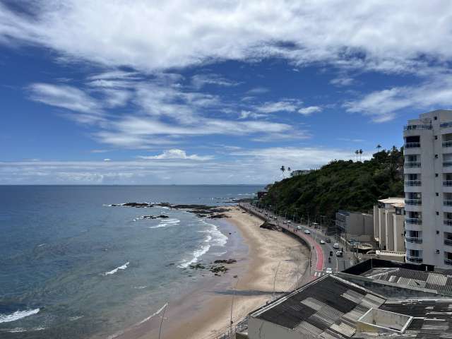 Apartamento na Ondina com 2 quartos, 50m² à venda por R$ 470.000,00