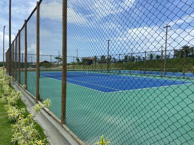 Lote em condomínio no litoral norte com 900,00 m² à venda por R$ 340.000,00 - Mata de São João/Ba
