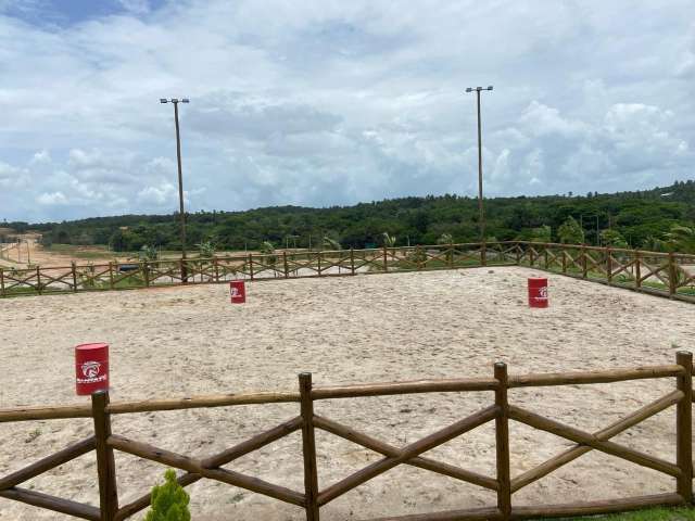 Lote em condomínio no litoral norte com 900,00 m² à venda por R$ 340.000,00 - Mata de São João/Ba