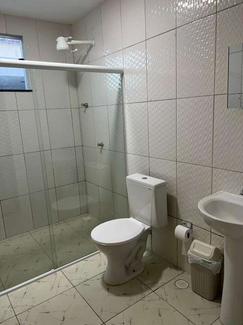 Casa com 5 quartos e 4 suítes, 496,00 m² à venda por R$ 799.000,00