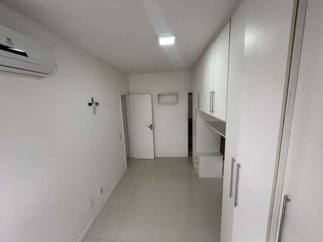 Apartamento com 2 quartos e 1 suíte, 64,00m² para alugar por R$ 3.000,00 - Rio Vermelho, Salvador-BA