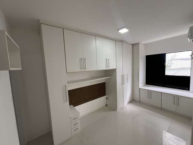 Apartamento com 2 quartos e 1 suíte, 64,00m² para alugar por R$ 3.000,00 - Rio Vermelho, Salvador-BA