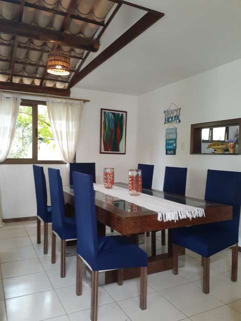 Casa em Vilas do Atlântico com 4 quartos sendo 2 suítes, 282m² à venda por R$ 1.900.000,00