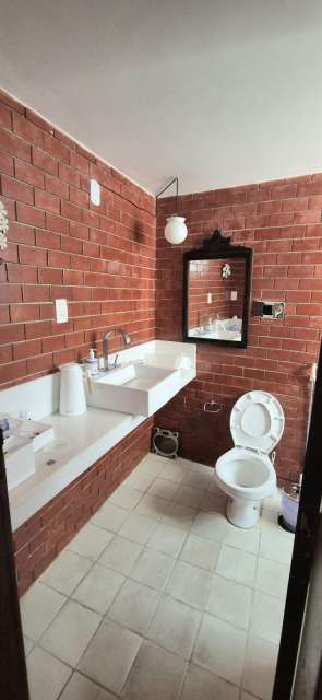 Casa com 3 quartos,200,00 m² para alugar por R$ 11.000,00 - Jardim Apipema, Salvador/BA  