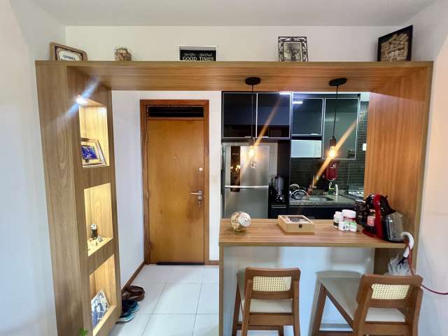 Apartamento no Caminho das Árvores com 1 quarto, 48m² à venda por R$ 600.000,00