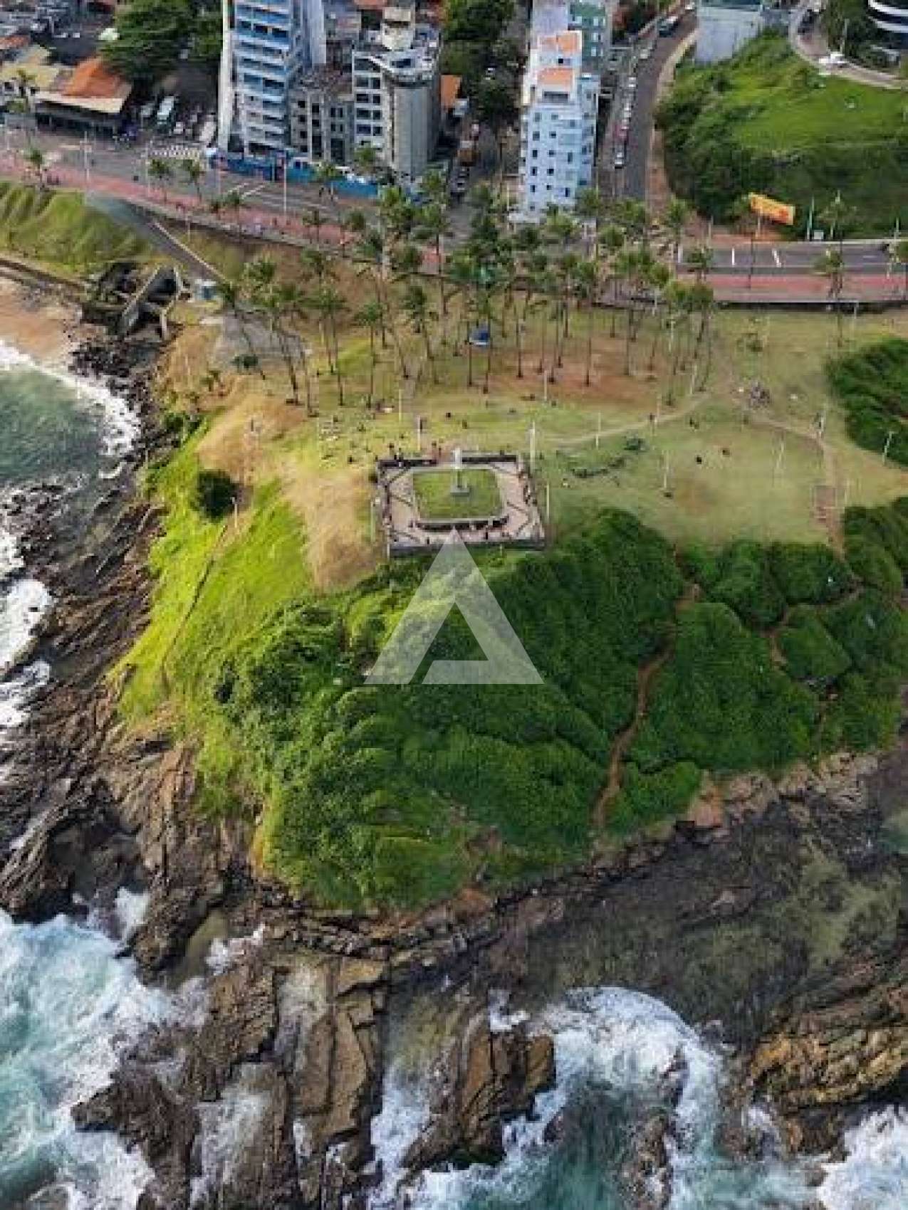 LANÇAMENTO EM FRENTE AO MORRO DO CRISTO NA BARRA 
