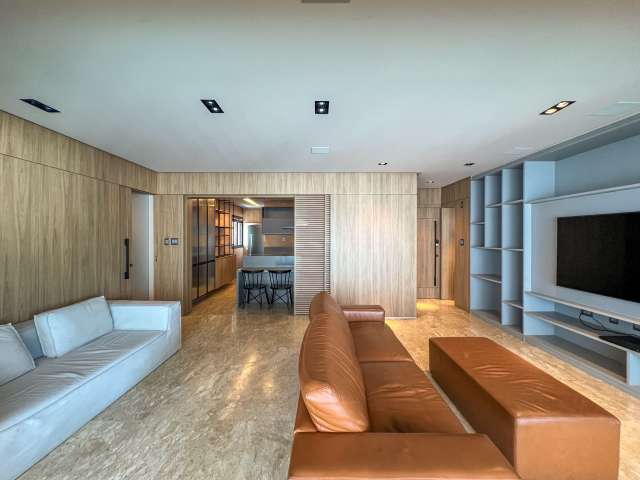 Apartamento com 4 quartos e 3 suítes, 167,00 m² à venda por R$ 2.625.000,00