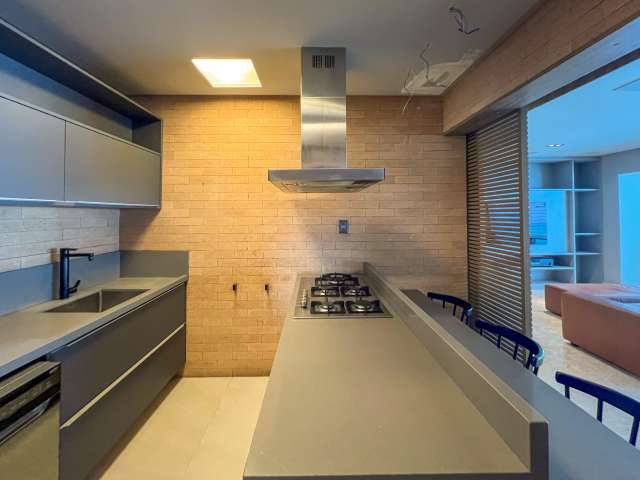 Apartamento com 4 quartos e 3 suítes, 167,00 m² à venda por R$ 2.625.000,00