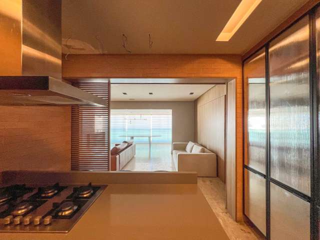 Apartamento com 4 quartos e 3 suítes, 167,00 m² à venda por R$ 2.625.000,00