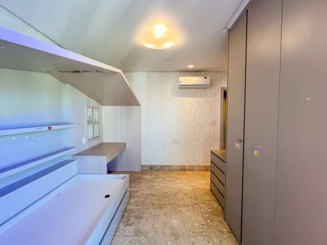 Apartamento com 4 quartos e 3 suítes, 167,00 m² à venda por R$ 2.625.000,00