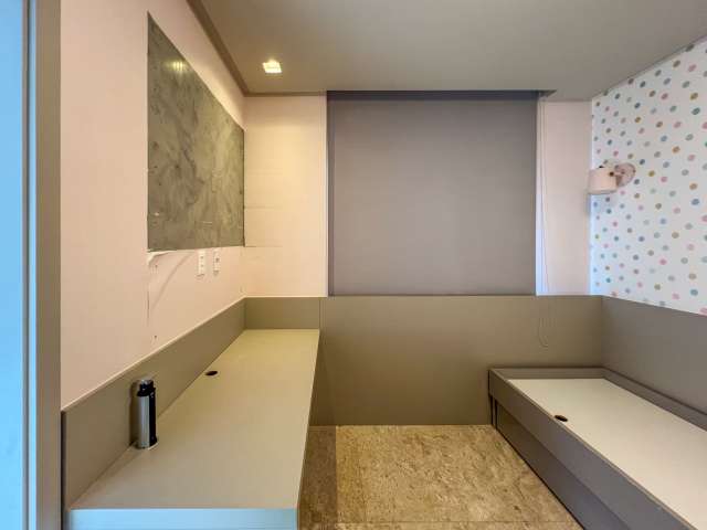 Apartamento com 4 quartos e 3 suítes, 167,00 m² à venda por R$ 2.625.000,00