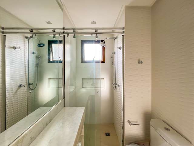 Apartamento com 4 quartos e 3 suítes, 167,00 m² à venda por R$ 2.625.000,00