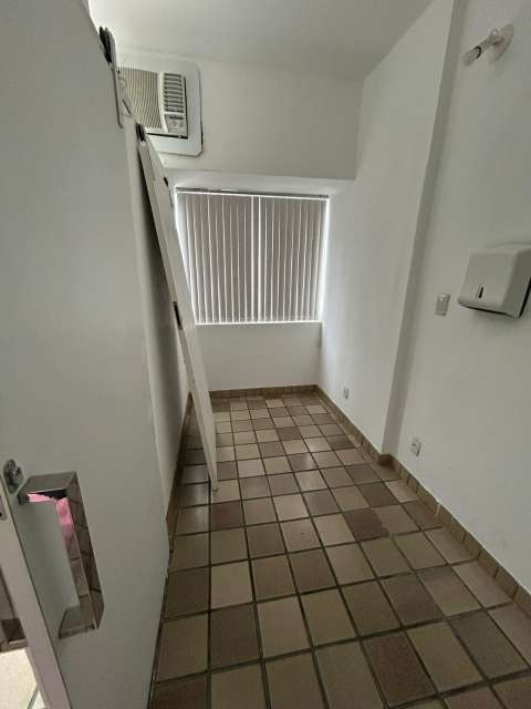 Sala em Brotas com 27m² à venda por R$ 65.000,00