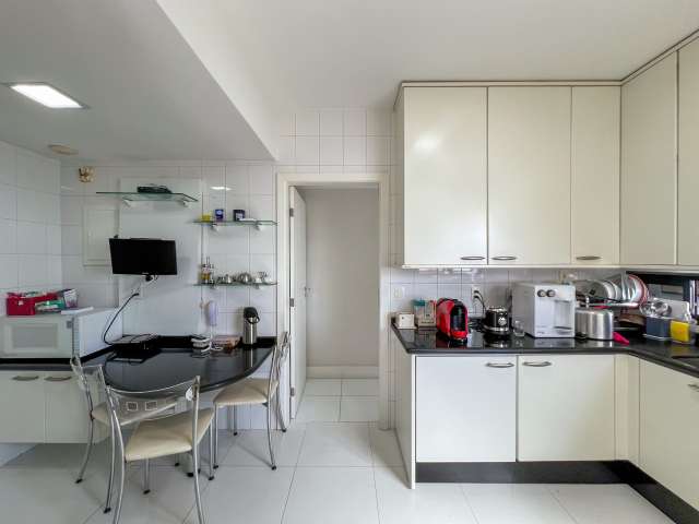 Apartamento na Federação com 4 suítes, PORTEIRA FECHADA, 184m² à venda por R$ 2.580.000,00