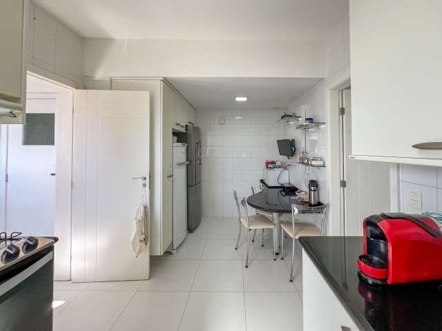 Apartamento na Federação com 4 suítes, PORTEIRA FECHADA, 184m² à venda por R$ 2.580.000,00