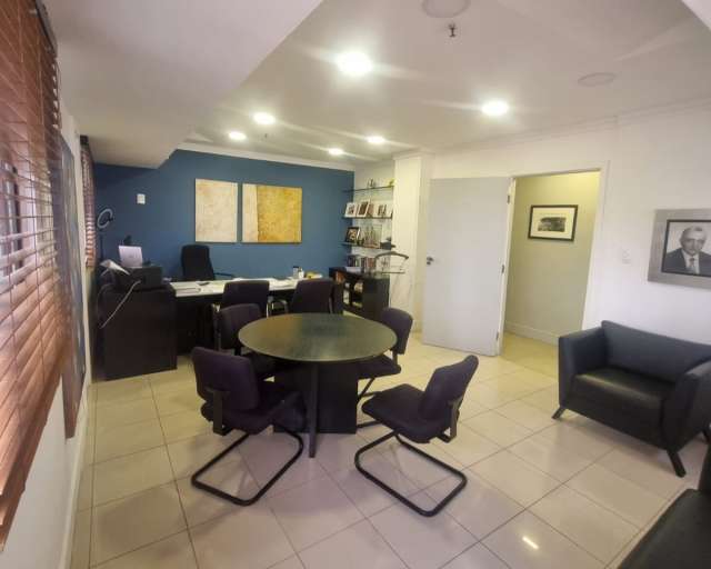 Salas no Caminho das Árvores com 224m² à venda por R$ 1.260.000,00