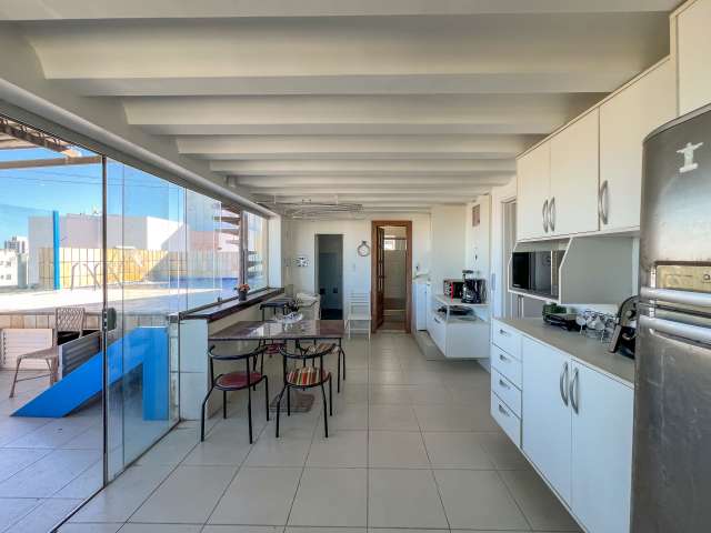 Cobertura na Graça com 7 quartos sendo 2 suítes, 416m² à venda por R$ 2.100.000,00