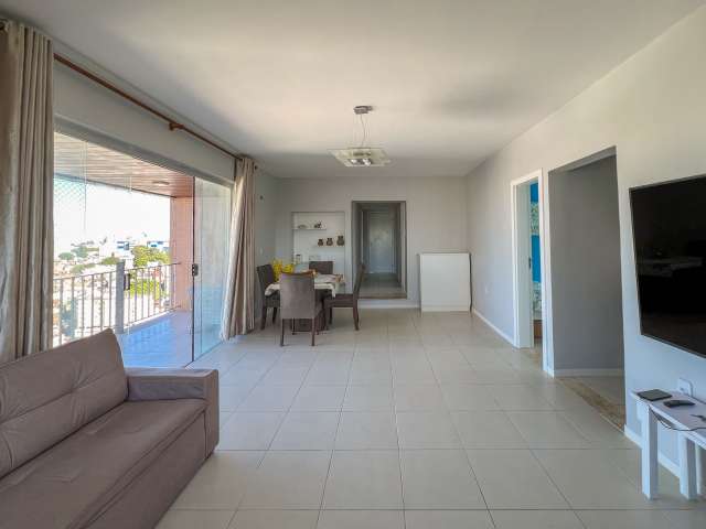 Cobertura na Graça com 7 quartos sendo 2 suítes, 416m² à venda por R$ 2.100.000,00