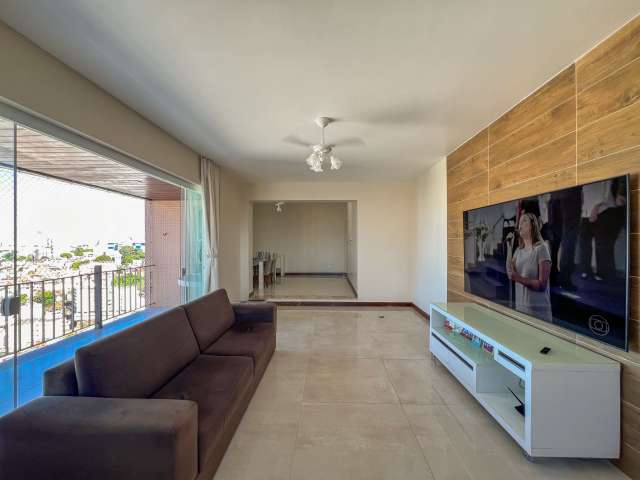 Cobertura na Graça com 7 quartos sendo 2 suítes, 416m² à venda por R$ 2.100.000,00