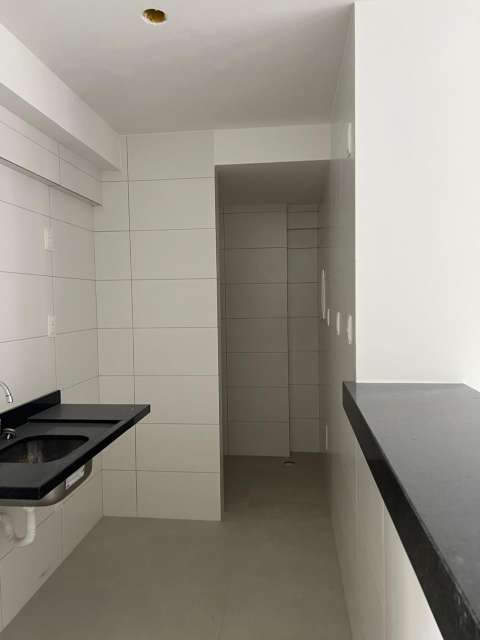 Apartamento em Piatã com 1 quarto, 42m² à venda por R$ 609.000,00