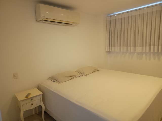 Casa em Piatã com 5 suítes, PORTEIRA FECHADA, 475m² à venda por R$ 5.500.000,00