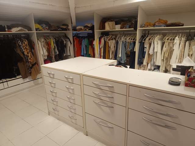 Casa em Piatã com 5 suítes, PORTEIRA FECHADA, 475m² à venda por R$ 5.500.000,00