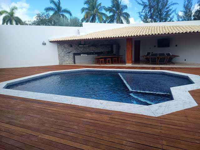 Casa em Piatã com 5 suítes, PORTEIRA FECHADA, 475m² à venda por R$ 5.500.000,00