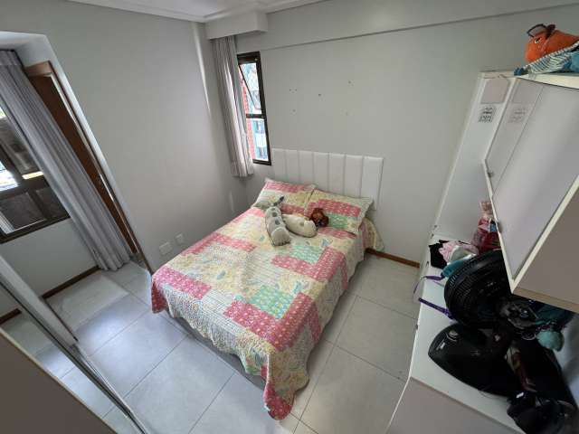 Apartamento na Pituba com 3 quartos sendo 2 suítes, 109m² à venda por R$ 850.000,00